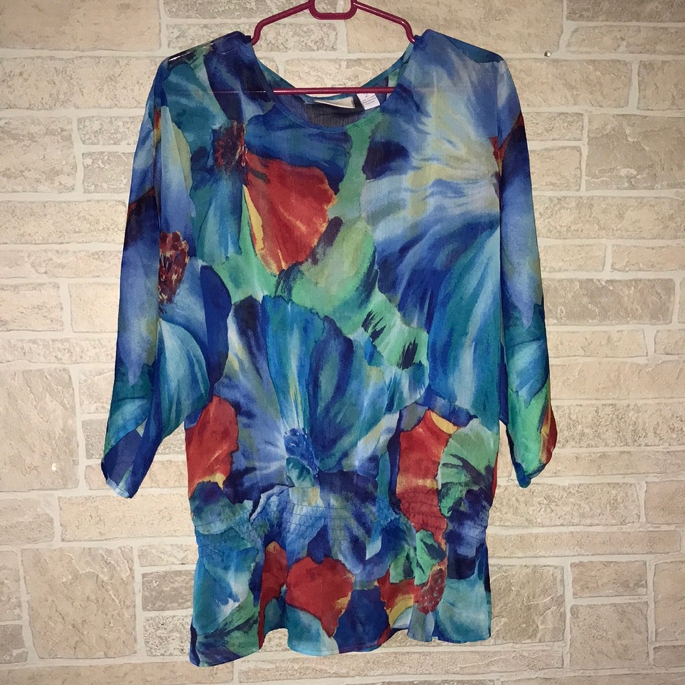 ✅Chico’s Semi Sheer Blouse
